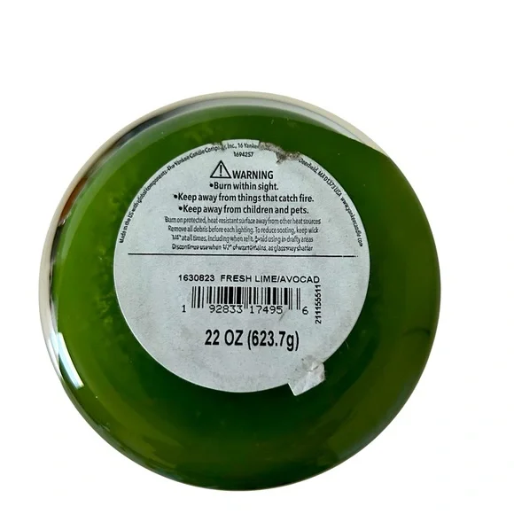 Yankee Candle Fresh Lime & Avocado Green Candle NWT - Picture 4 of 5